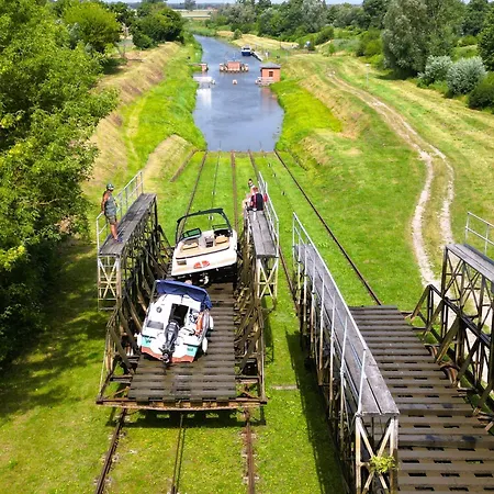 Apartview - Ogrod, Taras, Winda, Widok Na Jeziorak, Netflix I Max, Parking